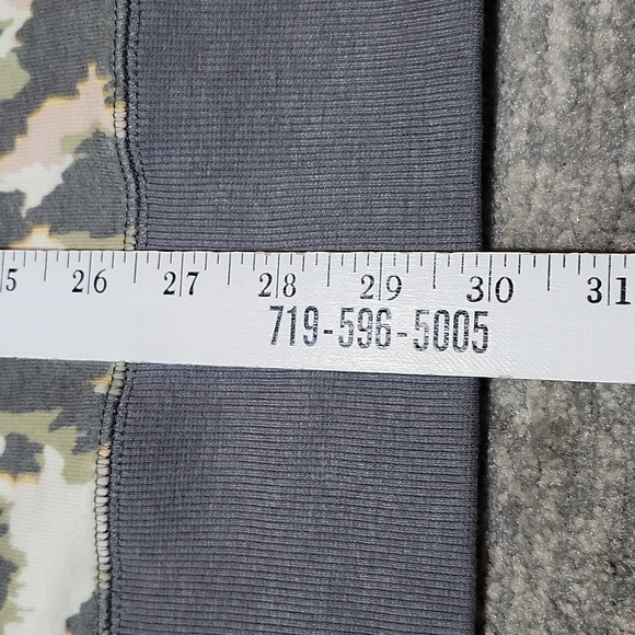 BKE LEOPARD PRINT SIDE VENTS OVERSIZED GRAY RIBBED TRIM SWEATSHIRT XL - Picture 7 of 12